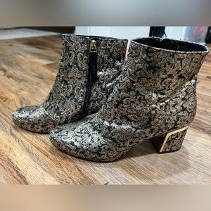 DKNY Corrie Black & Gold Brocade Ankle Boots - Size 8.5